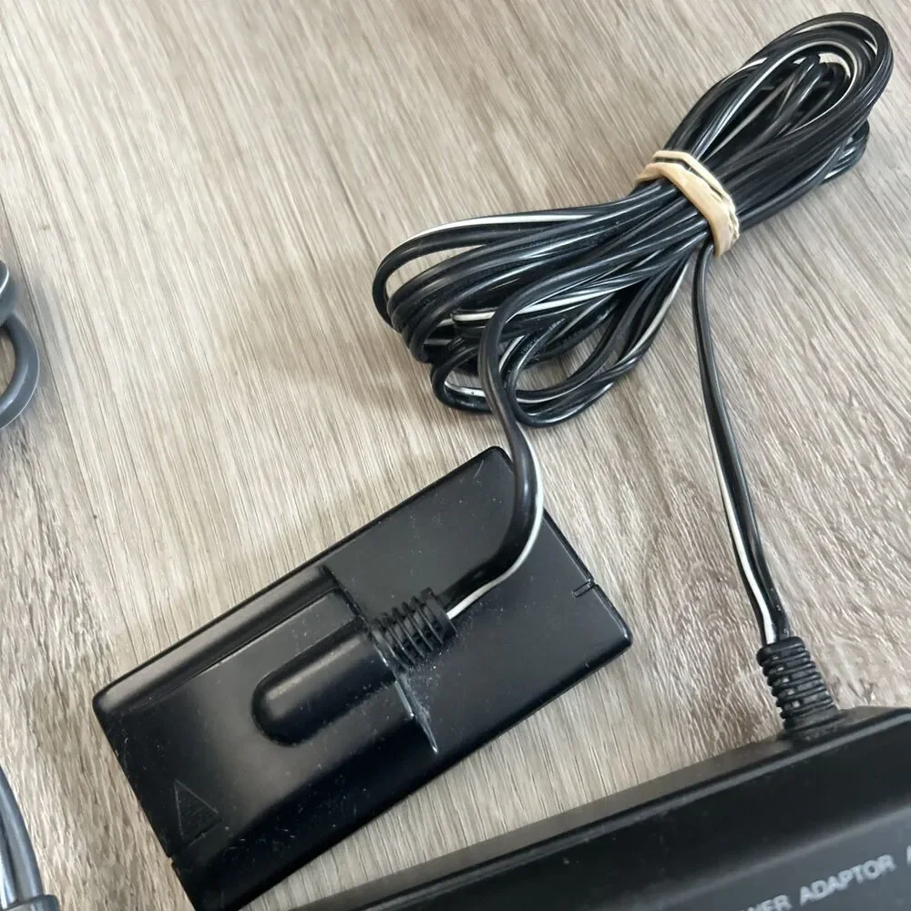 Sony AC-V35 Handycam AC Power Supply Adapter Charger Cord Video8 Hi8 Japan Works